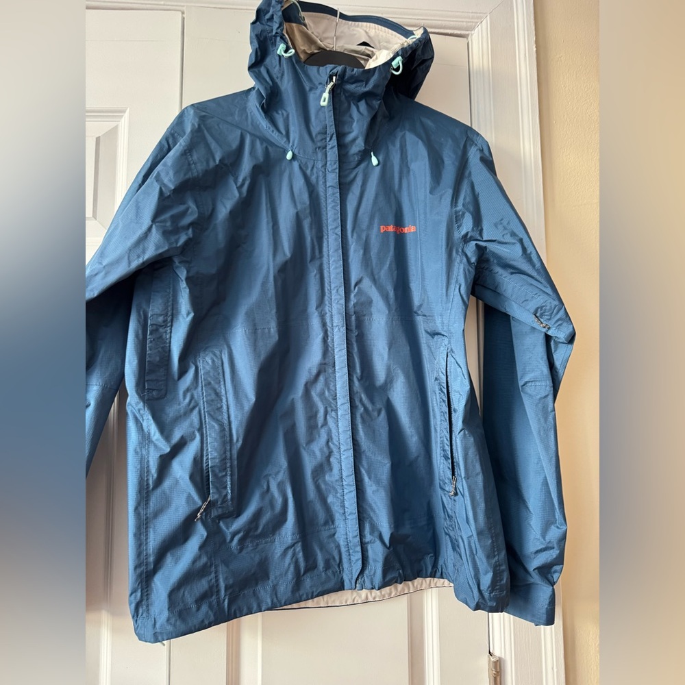 Patagonia Men’s H20No Torrentshell Rain Shell Lightweight Jacket Large